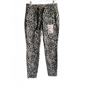 L.e.i Stretchy Leopard Print Jeggings - Medium